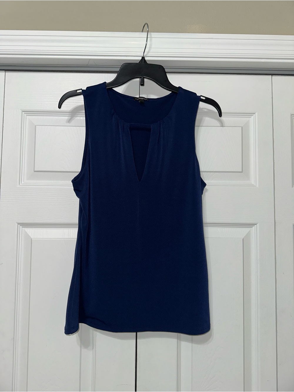 Express Navy Sleeveless V-Keyhole Tank